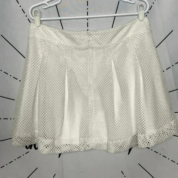 Banana Republic White Mesh Skater Mini Skirt - Picture 5 of 5